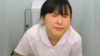 Ancora una ragazza giapponese che si sforza, ScatKings.com Scat Porn 18 ScatKings.com Scat Porn
